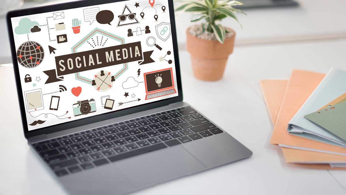 How to Integrat Social Media into Your Website Design